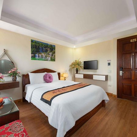 Viet Village Airport Hotel & Restaurants Hanoi Exterior foto