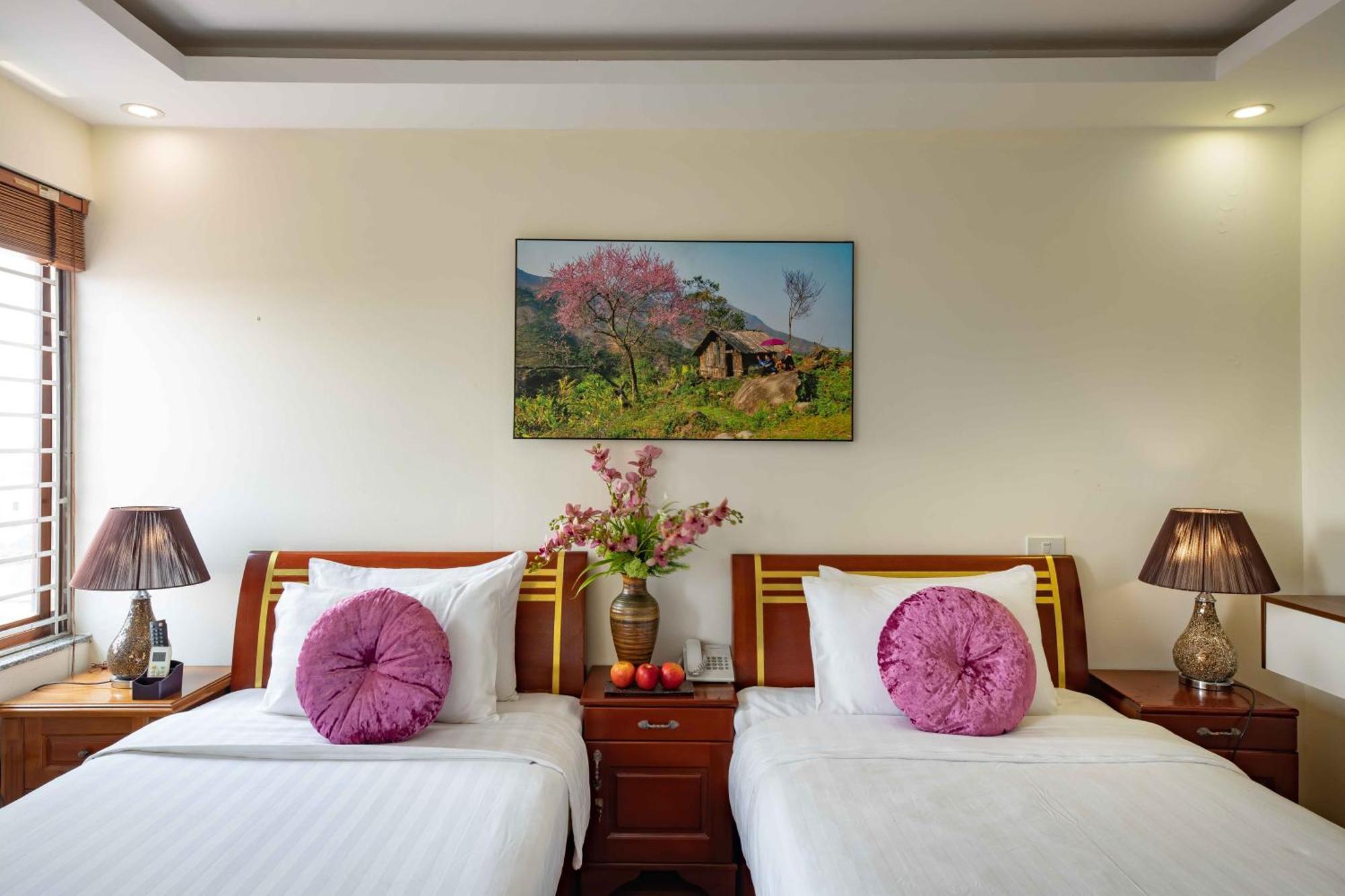 Viet Village Airport Hotel & Restaurants Hanoi Exterior foto